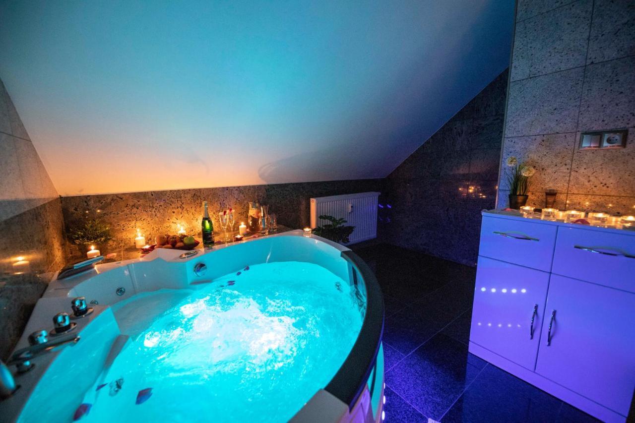 Vip Suite Hotel Heinz โดบริช ภายนอก รูปภาพ